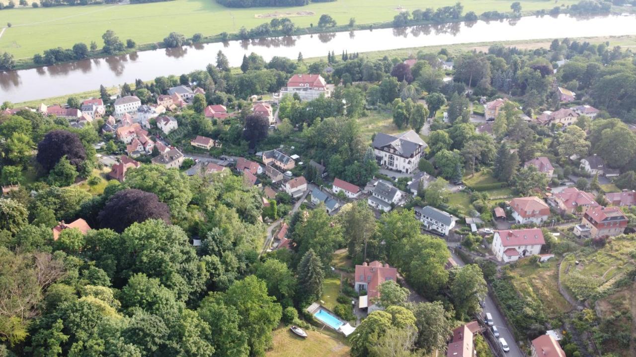 Villa Im Park Wachwitzgrund دريسدن المظهر الخارجي الصورة